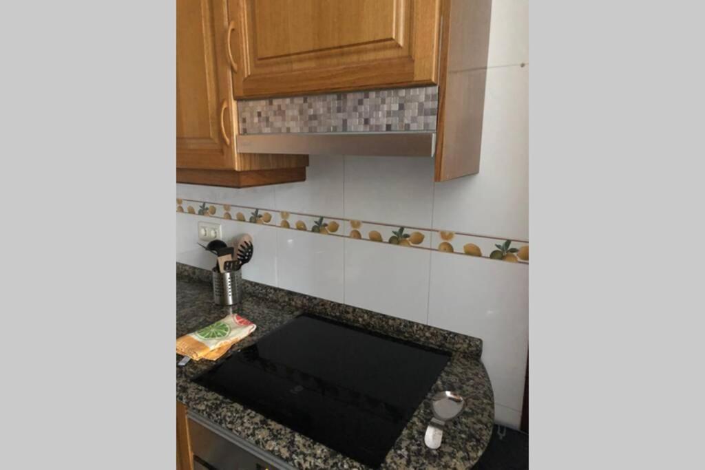 Estudio Tipo Loft En El Centro De Mugardos Luaran gambar