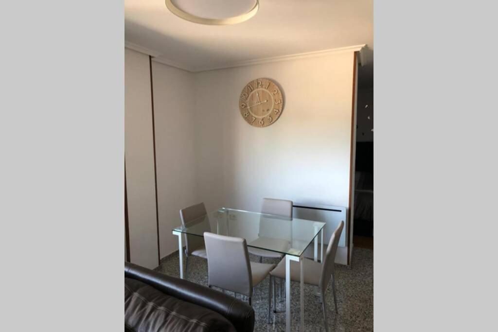 Estudio Tipo Loft En El Centro De Mugardos Luaran gambar
